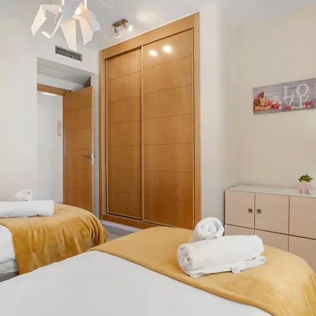 Apartamento 2 Bed E2b In Cortijo Del Mar