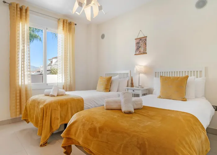 2 Bed E2b In Cortijo Del Mar *